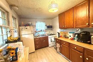 32 Catherine St, Norwalk, CT 06851 - Photo 10