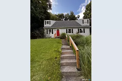 138 Red Robin Road, Naugatuck, CT 06770 - Photo 2