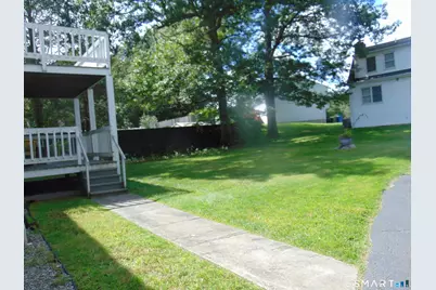 109 Hartley Drive, Waterbury, CT 06705 - Photo 10
