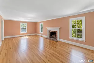 2730 Burr St, Fairfield, CT 06824 - Photo 8