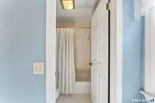 2730 Burr St, Fairfield, CT 06824 - Photo 24