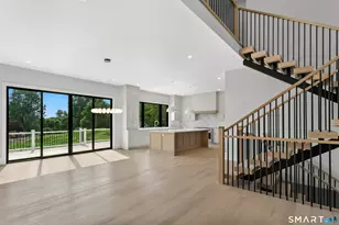 110 Porters Hill Rd, Trumbull, CT 06611 - Photo 10