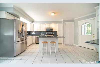 186 Greenbriar Road, Meriden, CT 06450 - Photo 4