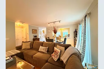 633 Danbury Road #18, Ridgefield, CT 06877 - Photo 6