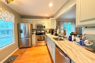 633 Danbury Rd, Ridgefield, CT 06877 - Photo 2