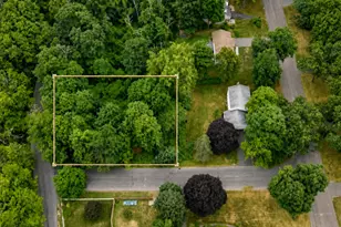169 Mayflower Ln, Meriden, CT 06450 - Photo 12