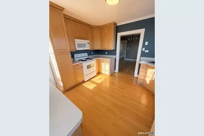 75 Lancaster Road, West Hartford, CT 06119 - Photo 2