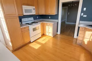 75 Lancaster Rd, West Hartford, CT 06119 - Photo 2