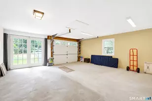 16 Overlook Dr, Waterford, CT 06385 - Photo 32