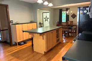 75 Maple Ave W, Haddam, CT 06441 - Photo 4