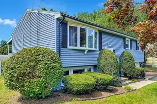 40 Laurel Dr, Montville, CT 06370 - Photo 2