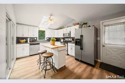 115 Mountain View Avenue, Bristol, CT 06010 - Photo 10