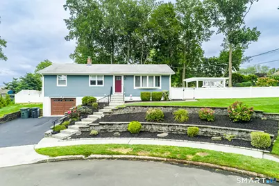 162 Cornflower Drive, Milford, CT 06460 - Photo 2