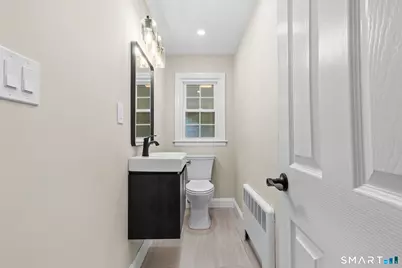 739 Center Street, Manchester, CT 06040 - Photo 12