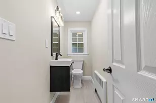 739 Center St, Manchester, CT 06040 - Photo 12