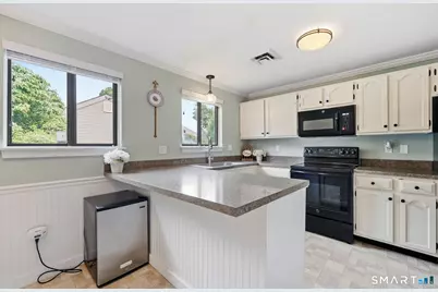 67 Hollister Way North #67, Glastonbury, CT 06033 - Photo 16