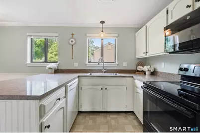 67 Hollister Way North #67, Glastonbury, CT 06033 - Photo 14