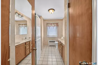 3430 East Main Street, Waterbury, CT 06705 - Photo 14