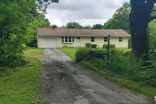 285 Jones St, Hebron, CT 06231 - Photo 6