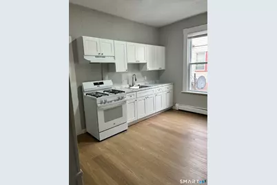 83 Pleasant Street, Meriden, CT 06450 - Photo 4