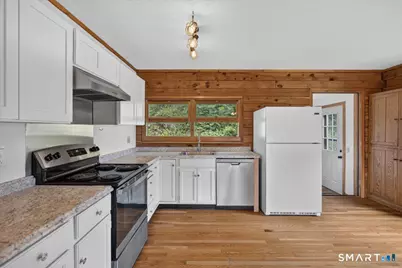 698 Leetes Island Road, Branford, CT 06405 - Photo 8