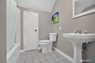 698 Leetes Island Rd, Branford, CT 06405 - Photo 18