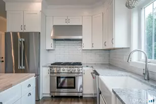 4C Vona Way, Newtown, CT 06470 - Photo 6