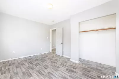 14 Blackhall Street, New London, CT 06320 - Photo 6