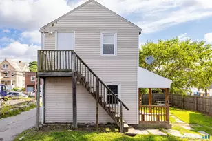 14 Blackhall St, New London, CT 06320 - Photo 18