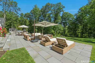 2 Black Pine Ridge, Ridgefield, CT 06877 - Photo 32