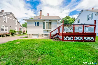 9 Woodlawn Avenue, Enfield, CT 06082 - Photo 4