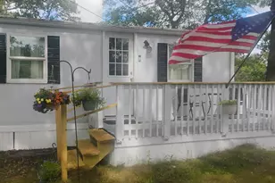 43 Prentice St, Norwich, CT 06360 - Photo 2