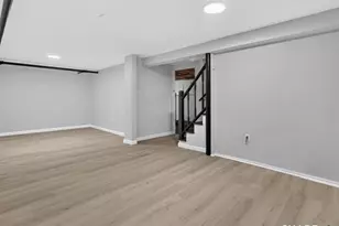 79 W Helen St, Hamden, CT 06514 - Photo 16