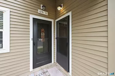 1231 Washington Street #12, Middletown, CT 06457 - Photo 4
