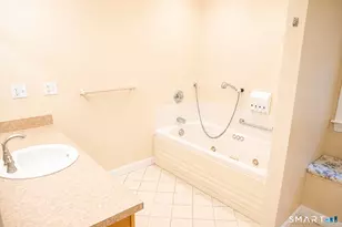 46 Washington Dr, Middlebury, CT 06762 - Photo 20