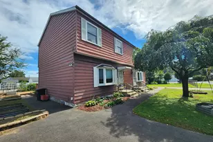 509-511 Roosevelt Dr, Derby, CT 06418 - Photo 1