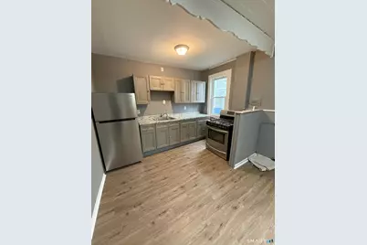 16 Fairview Street, Waterbury, CT 06710 - Photo 2