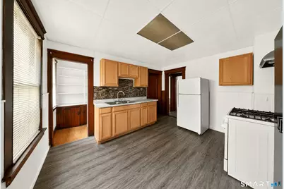 13 Ells Street, Ansonia, CT 06401 - Photo 12