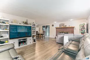 19 Westview Dr, Brooklyn, CT 06234 - Photo 2