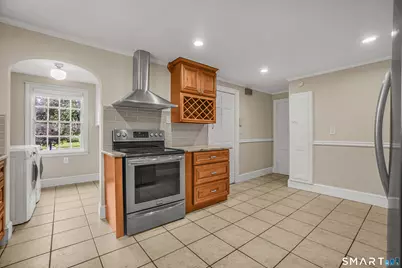 101 Ridgewood Road, West Hartford, CT 06107 - Photo 14