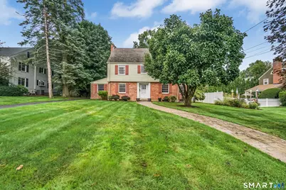 101 Ridgewood Road, West Hartford, CT 06107 - Photo 2