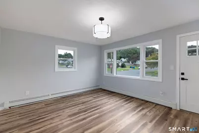 23 Dan Parker Drive, Waterbury, CT 06704 - Photo 4