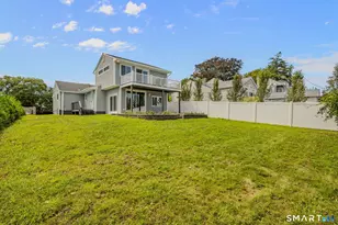 1092 Ocean Ave, New London, CT 06320 - Photo 38