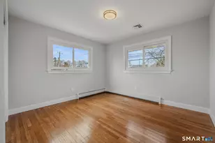 1092 Ocean Ave, New London, CT 06320 - Photo 24