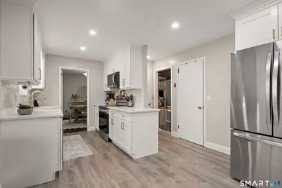 421 Chestnut Hill Road, Stamford, CT 06903 - Photo 8