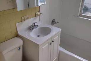 139 Pennsylvania Ave, Bridgeport, CT 06610 - Photo 6