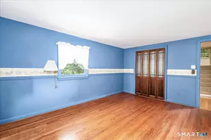 4 Taunton Lake Dr, Newtown, CT 06470 - Photo 18