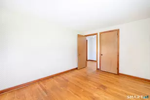 8 Old Pewter Ln, Wethersfield, CT 06109 - Photo 18
