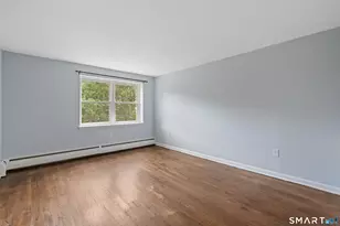 104 Oakwood Ave, West Hartford, CT 06119 - Photo 8