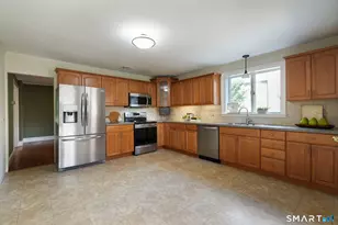 676 Ridge Rd, Wethersfield, CT 06109 - Photo 14